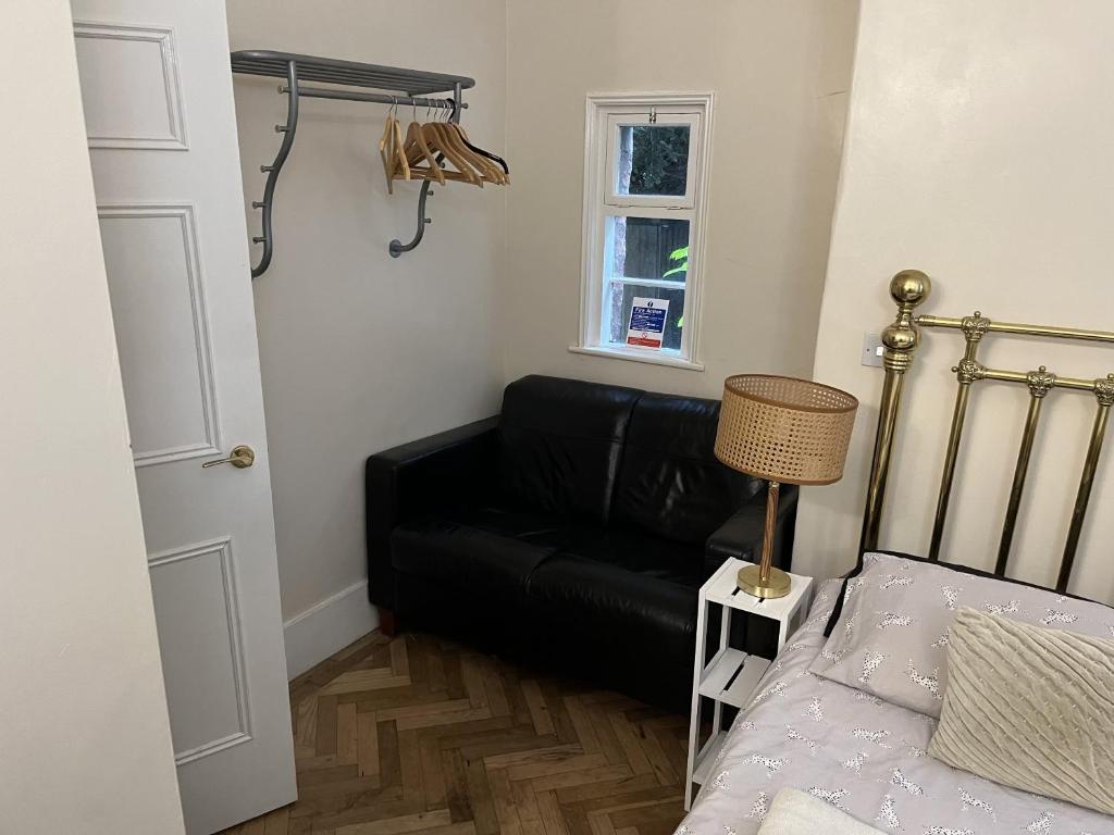 Beverley Budget Inn - Chambre Double Avec Salle De Bains Privative