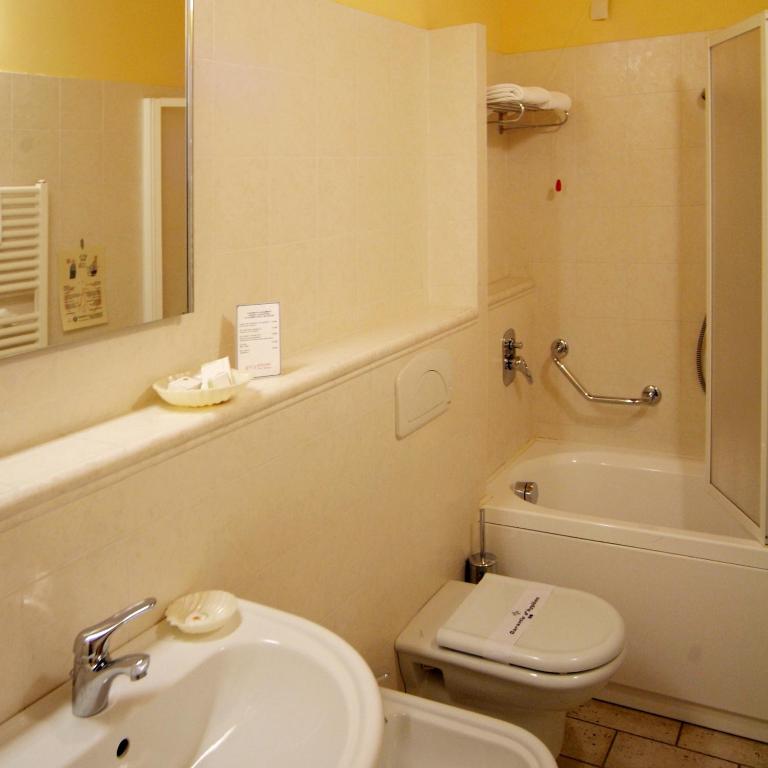 Hotel Ristorante Novecento - Triple Room