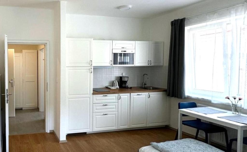 Hillside Studios - 2