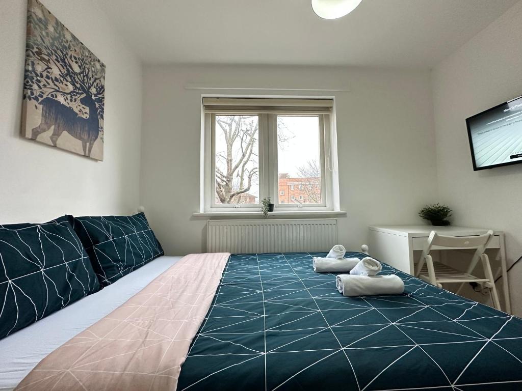 Comfortable Rooms Near City of London photo