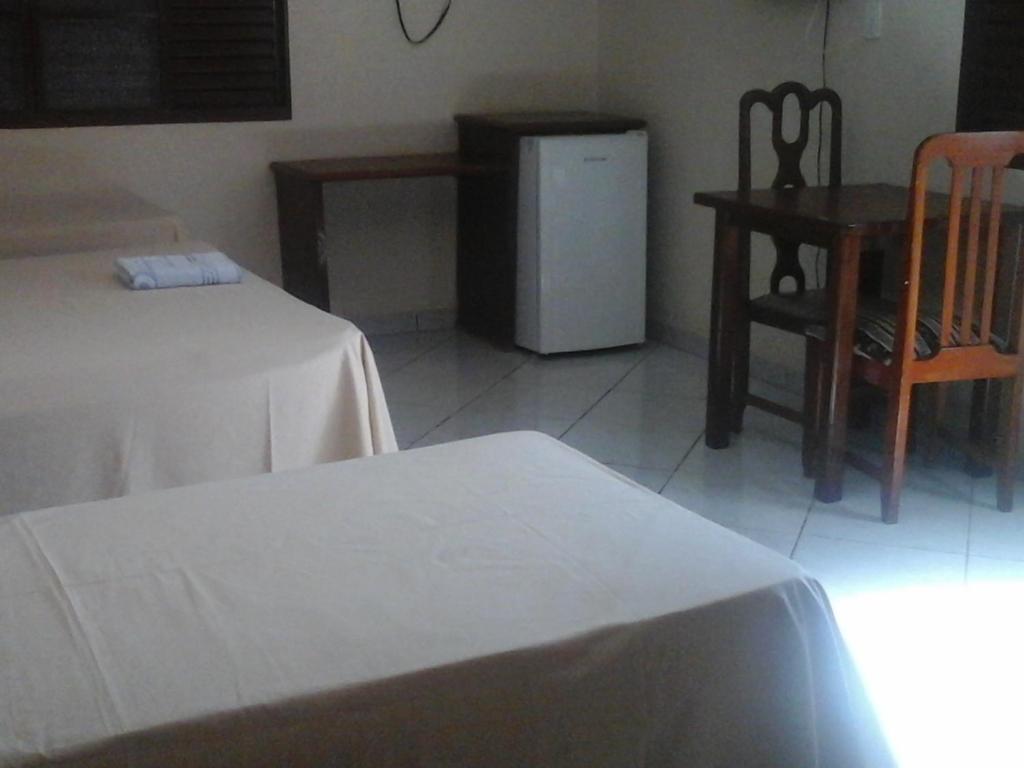  Hotel Paris