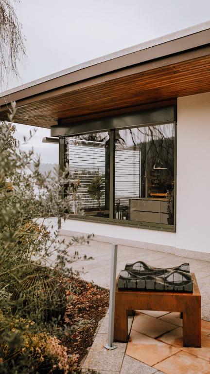 Zahrada ubytování Hollands Pfefferhaus Wein Wald&Weitblick 2SZ Klimaanlage Terrasse Fahrradgarage