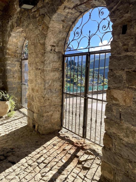 Fotografie z fotogalerie ubytování House in the rock v destinaci Apricale