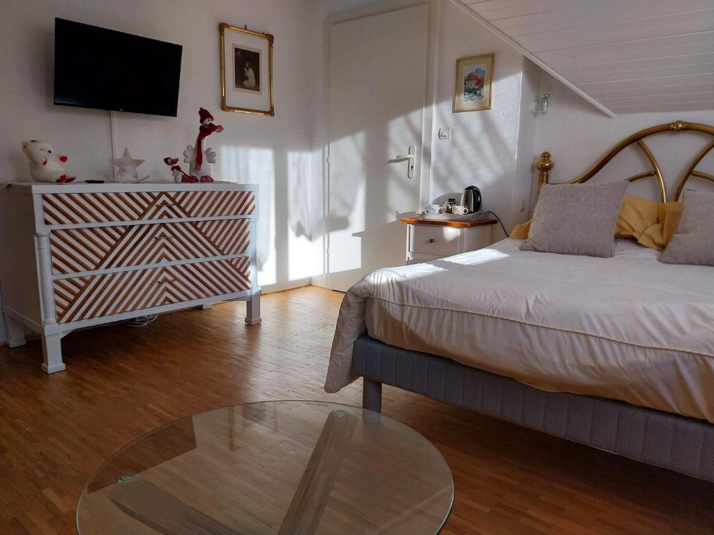 Postel nebo postele na pokoji v ubytování Chambre d'hôtes du Zellberg