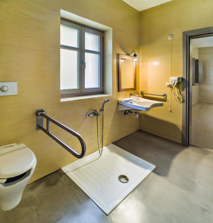 A bathroom at Haones Suites