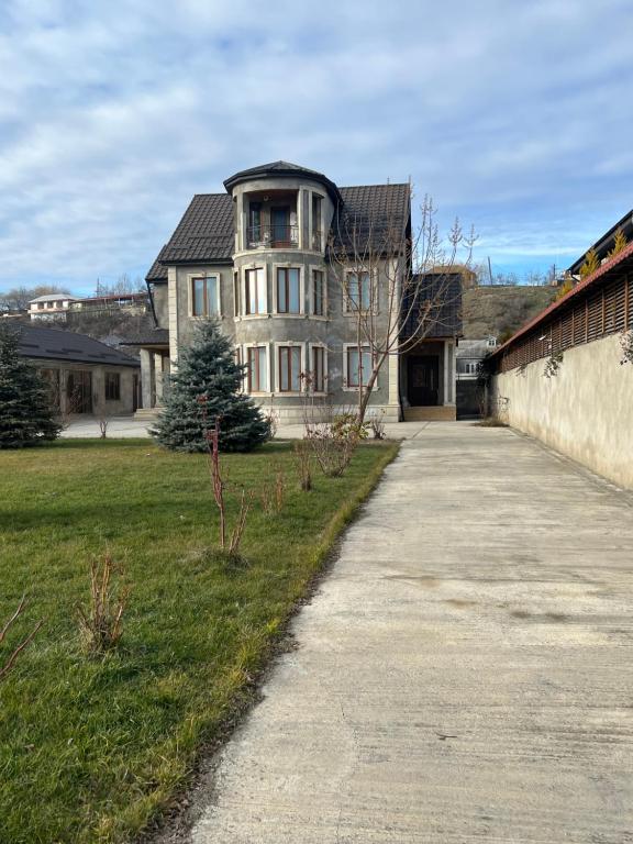 Edifici on està situat la vil·la