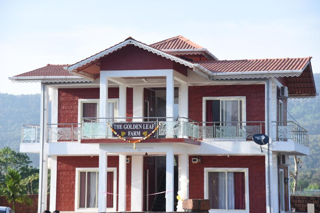 The Golden Leaf Farm - Villa