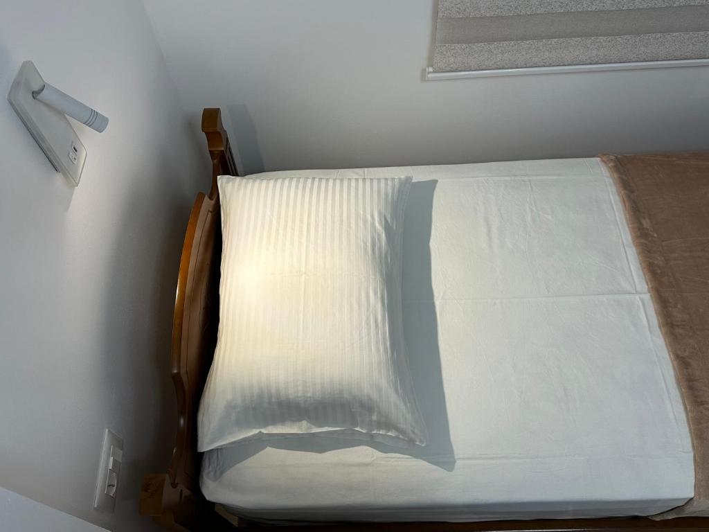 Postel nebo postele na pokoji v ubytování Lola's Rooms