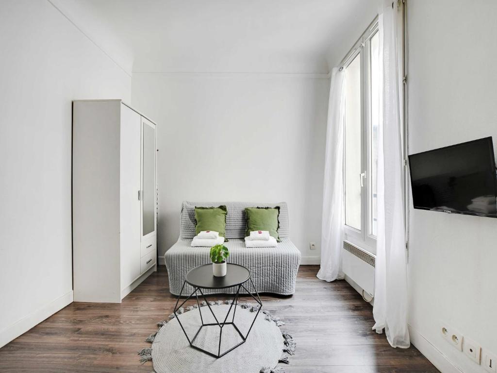 Studio - 2P- Place de Clichy