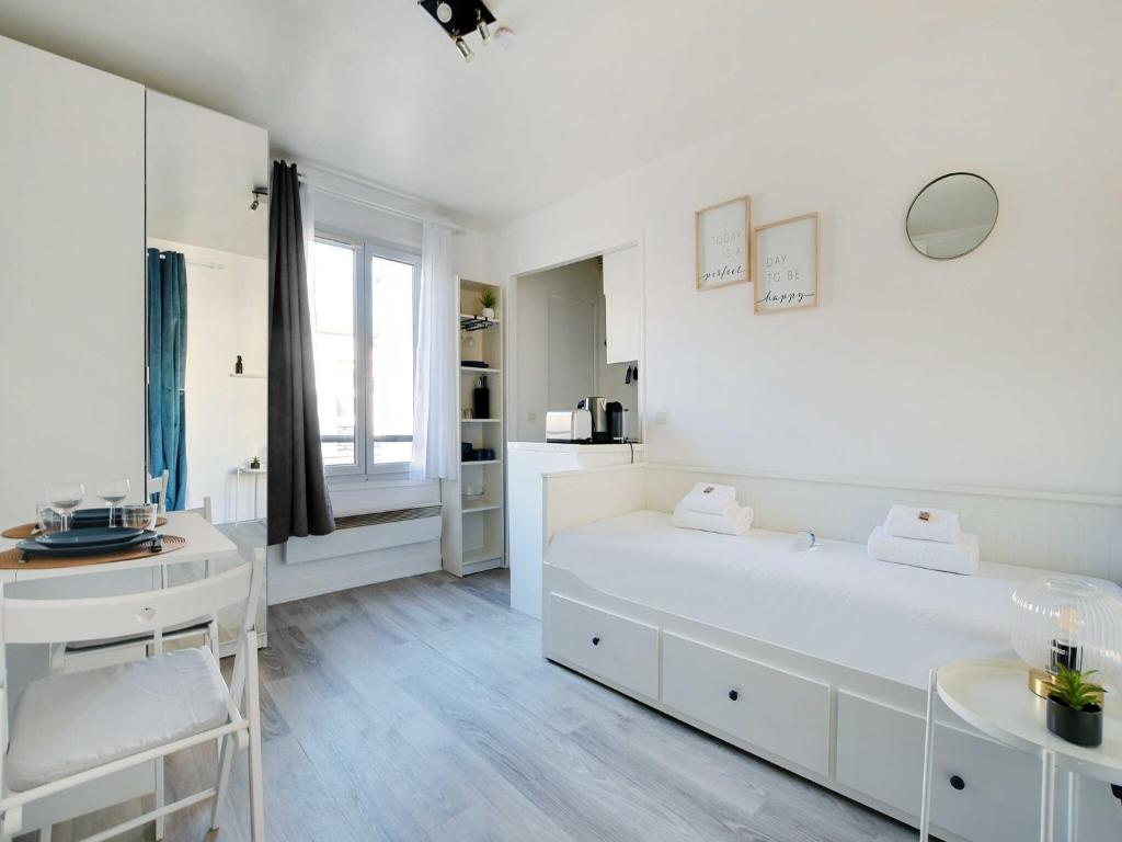 Modern studio - 2P - Faubourg Saint Antoine 11th arr