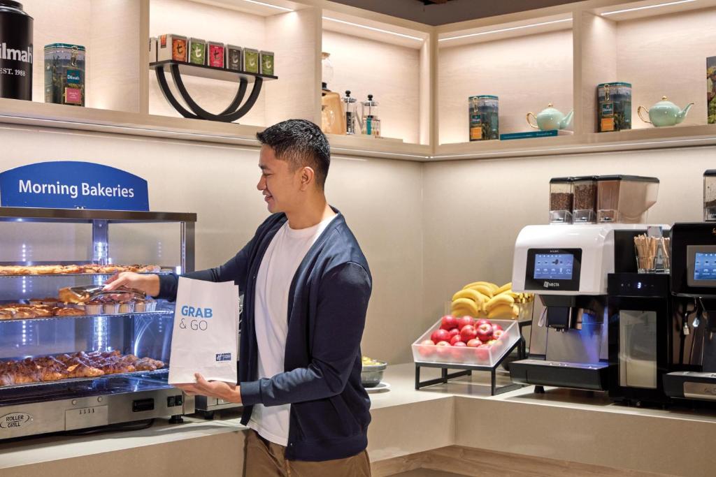 Khách lưu trú tại Holiday Inn Express Singapore Orchard Road by IHG