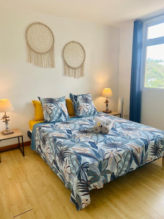 Postel nebo postele na pokoji v ubytování Teanuhea Lodge