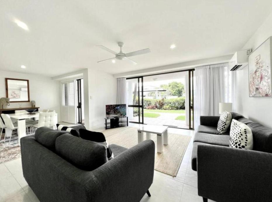 Posezení v ubytování The Noosa Apartments