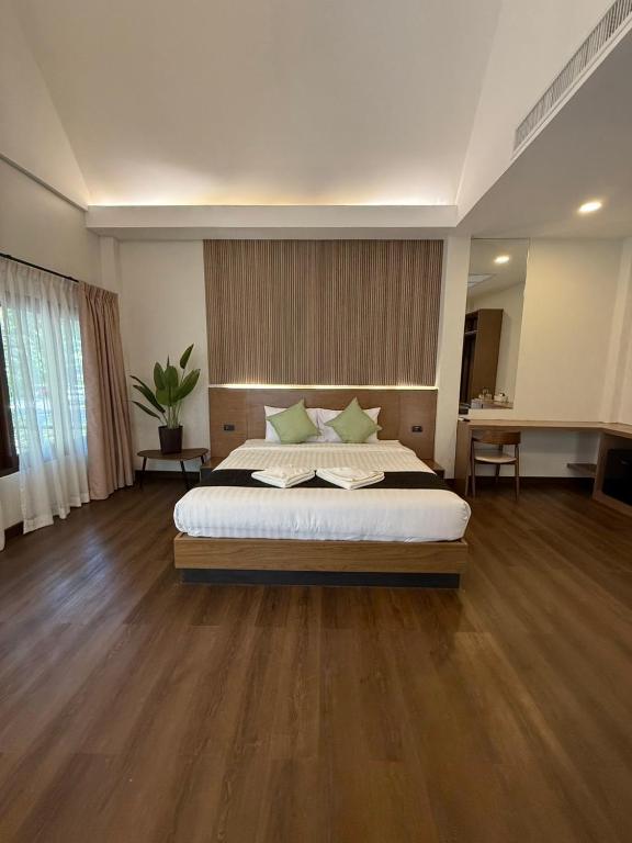 The Vatika Resort and Spa客房内的一张或多张床位