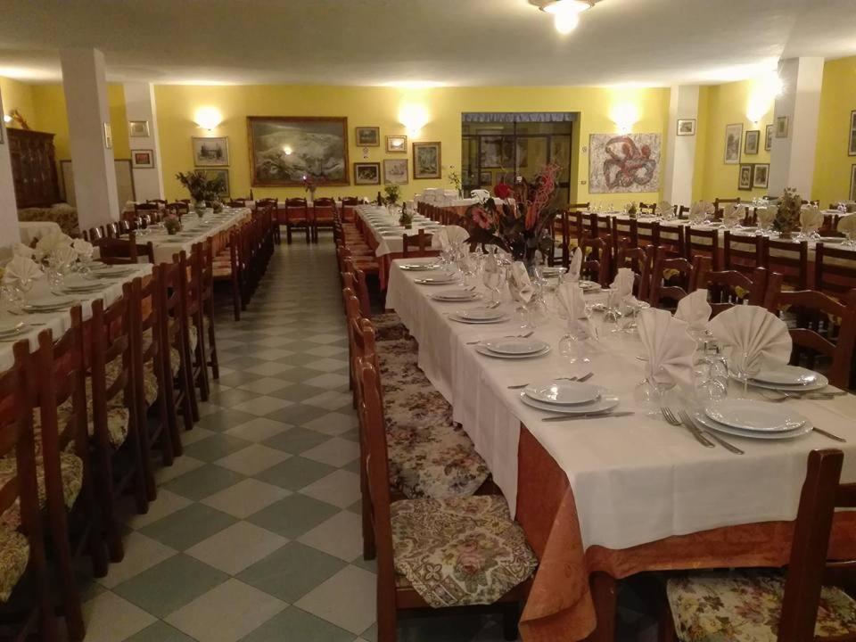 Restaurace v ubytování Hotel Ebe
