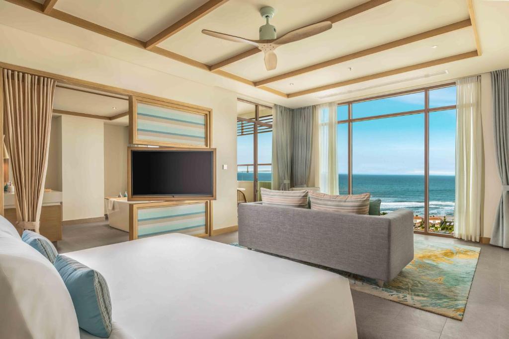 Hotel Suite with Sea View