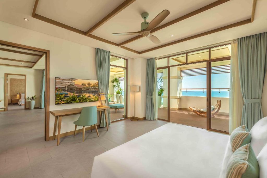 Two-Bedroom Ocean View Premium Suite – Spa Inclusive