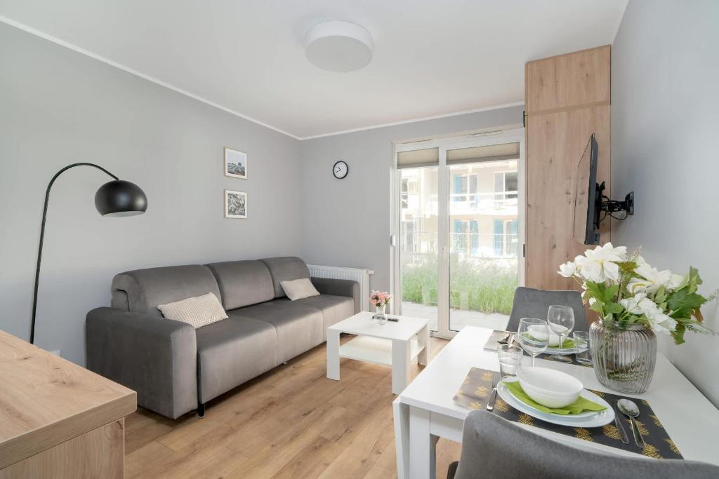 Posedenie v ubytovaní Jasny & Elegancki Apartament typu Studio z Tarasem by Noclegi Renters