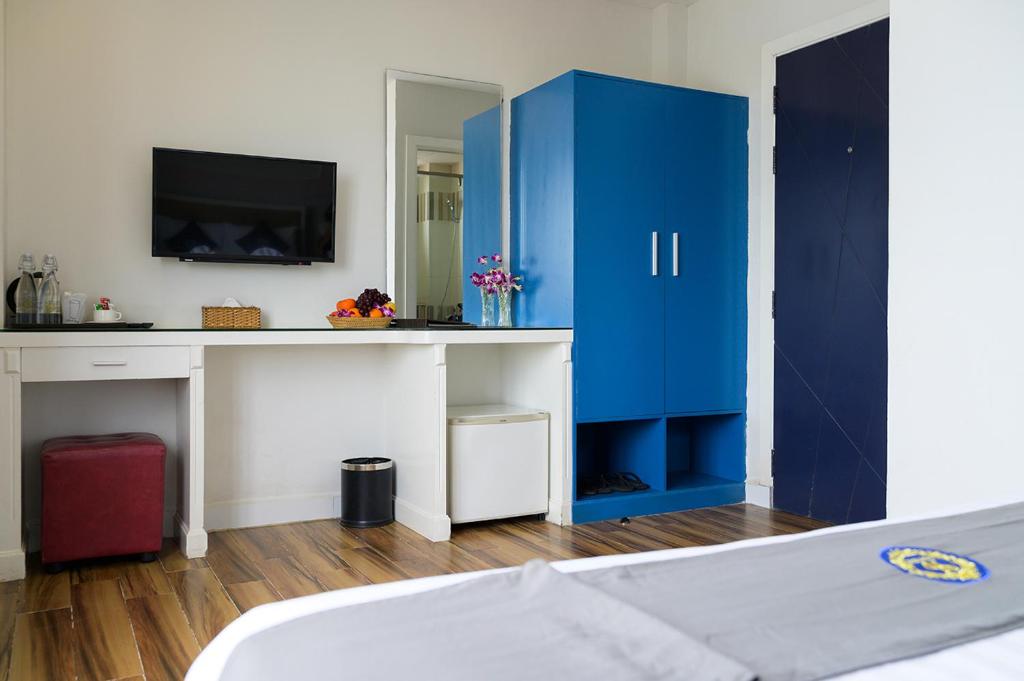 Hak Huot Hotel I 8