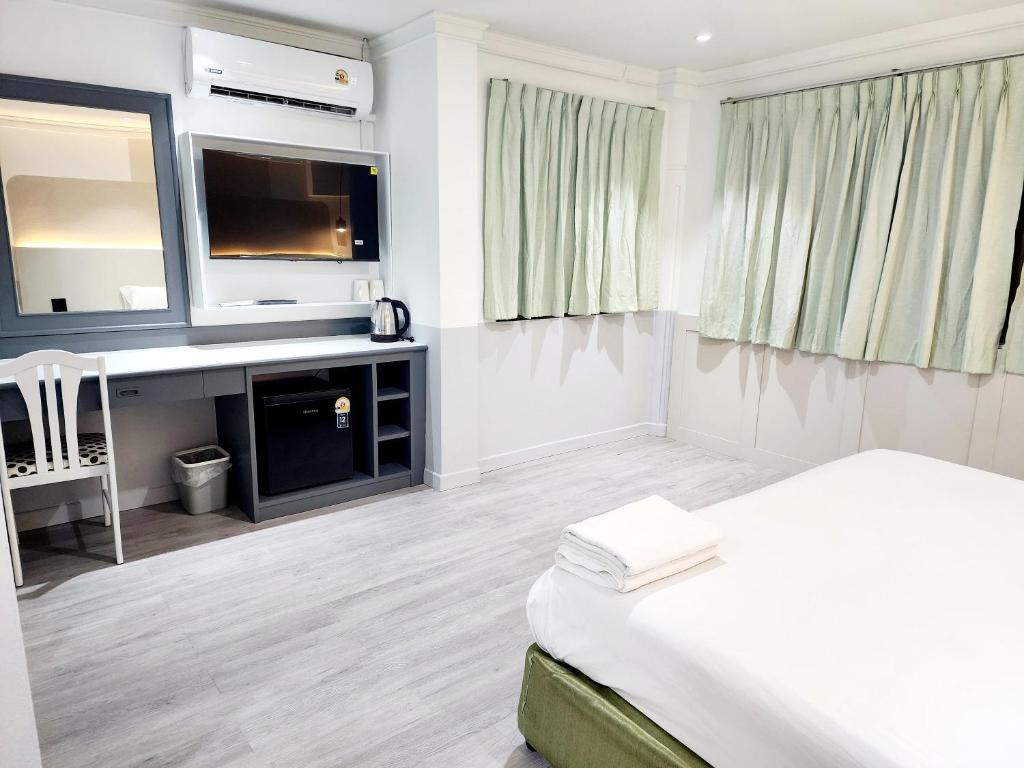 SEATEL Phuket, Patong Beach - Resim 25