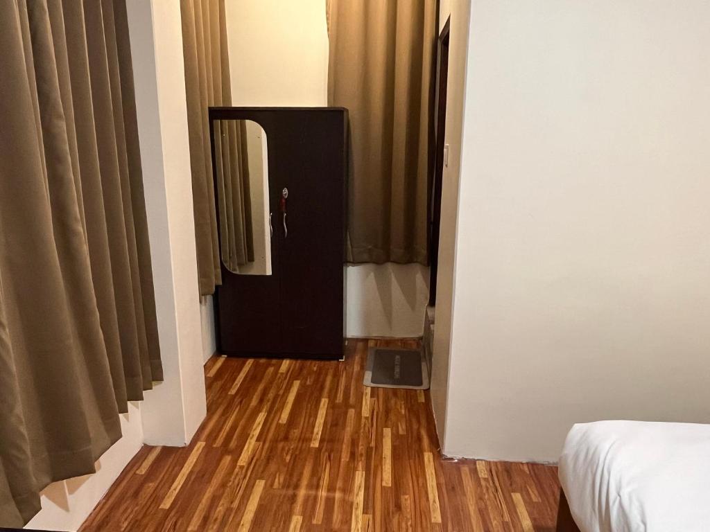 Postel nebo postele na pokoji v ubytování Gorkha Heritage Home