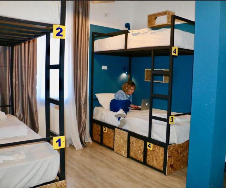 Postel nebo postele na pokoji v ubytování Scary Hostel