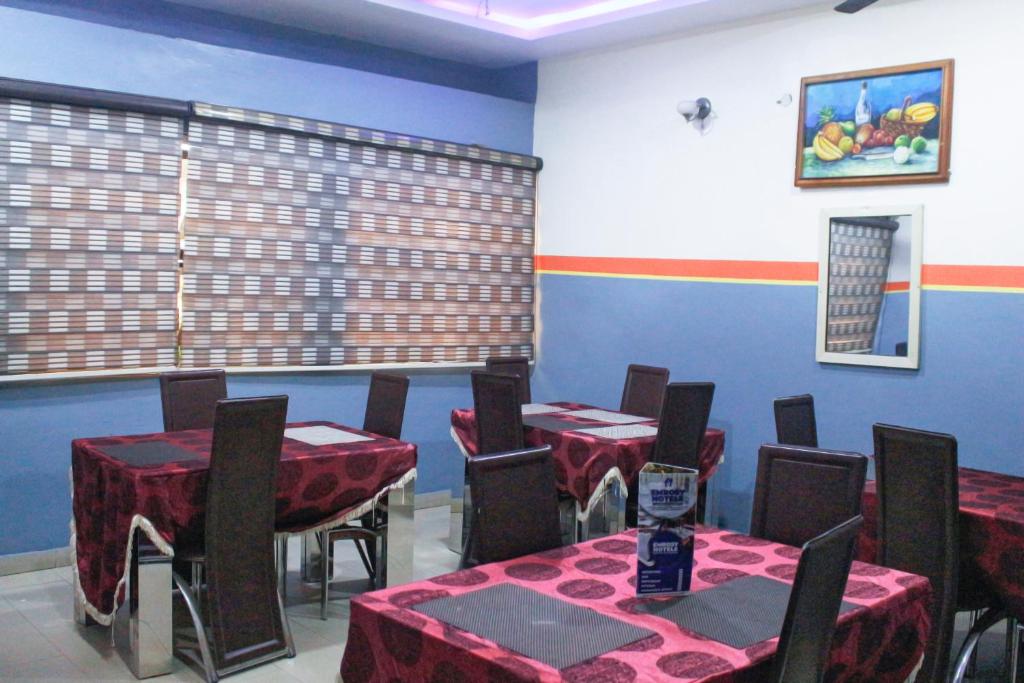 Restaurace v ubytování Emrosy