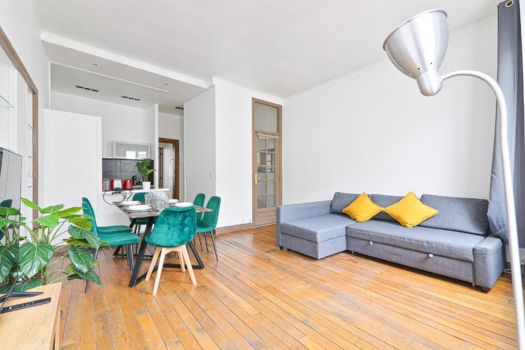 Photo de la galerie de l'établissement Appartement Quartier Champs-Élysées Free Netflix, à Paris