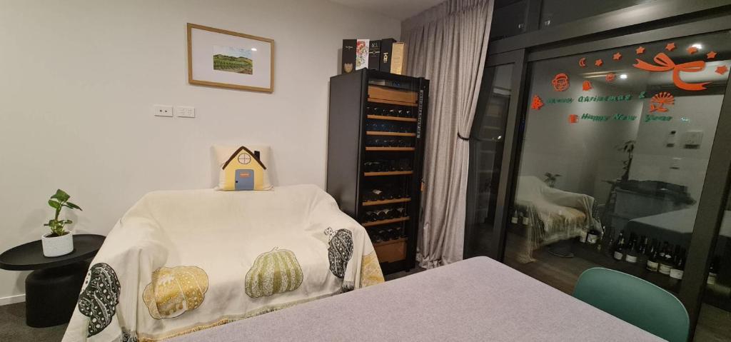 Stylish and Unique home at the heart of Newmarket - Resim 10