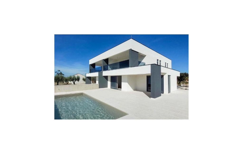 Awesome Home In Debeljak With Wifi