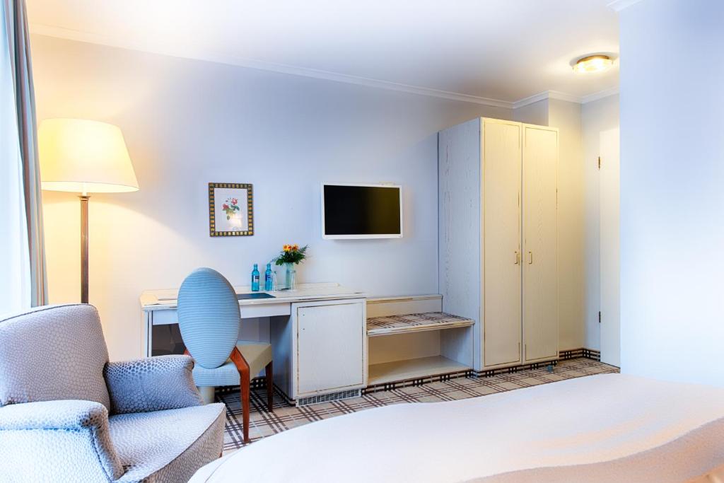 TV a/nebo společenská místnost v ubytování Hotel SchreiberHof