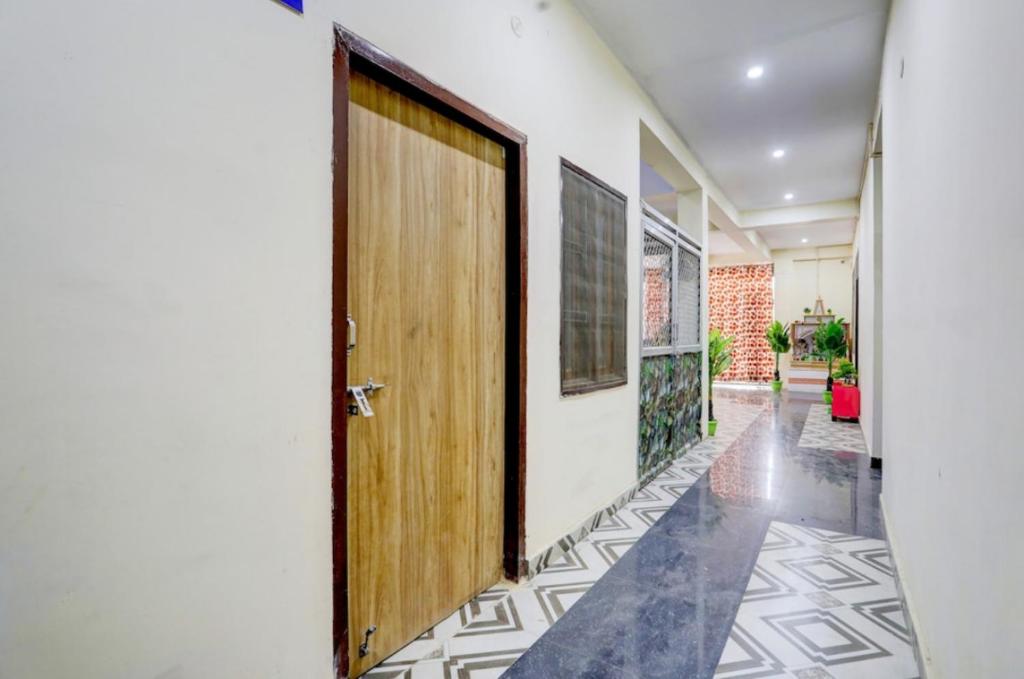 Fotografie z fotogalerie ubytování Hotel Suryawanshi v destinaci Nalmatha