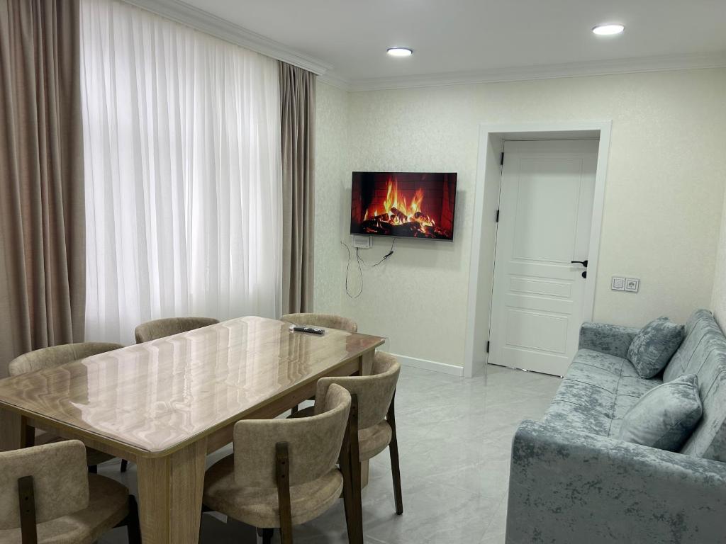 Zona d'estar a Qusar ev