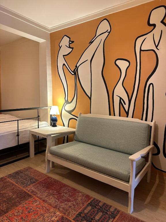 Posezení v ubytování StayHouse's - Modern,Peaceful & Unique Mansion
