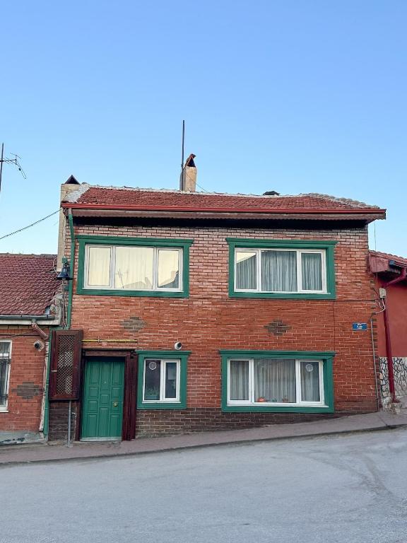 Budova, kde se vila nachází
