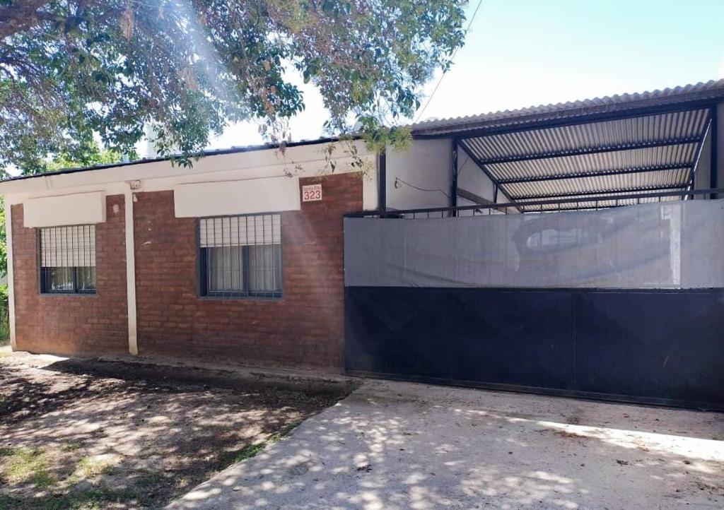 Το κτήριο όπου στεγάζεται  το διαμέρισμα