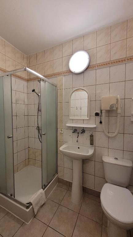 Koupelna v ubytování Geovita Dąbki