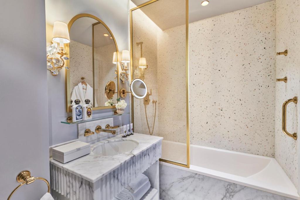 Maison Barrière Vendôme - Resim 21