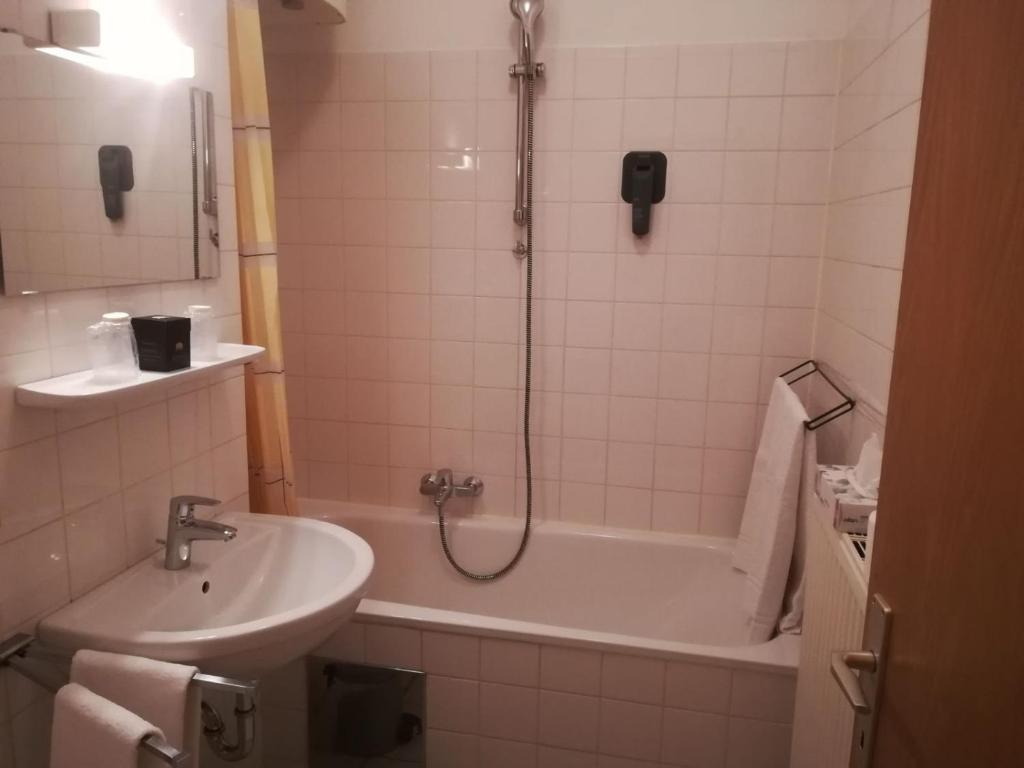 City Center Apartments Linz - Resim 7