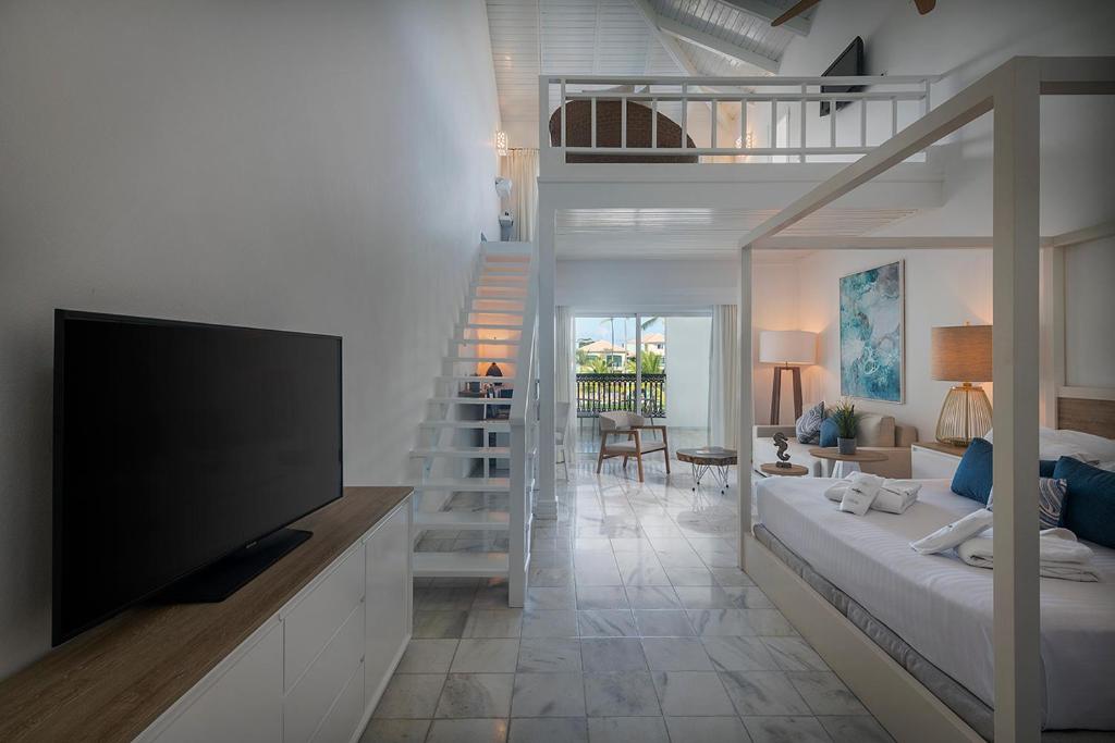 Ocean Blue & Sand Beach Resort - All Inclusive photo