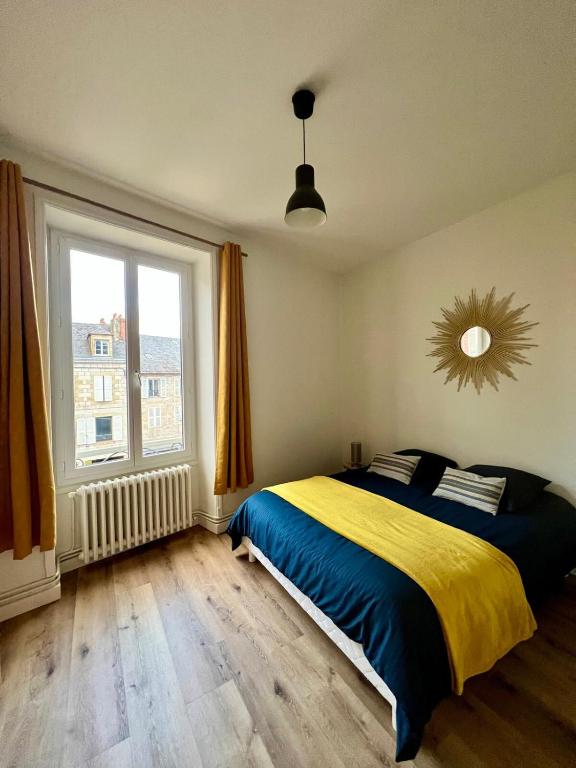 Posteľ alebo postele v izbe v ubytovaní Casa Teyssier #3 - T2 bis en Hyper Centre