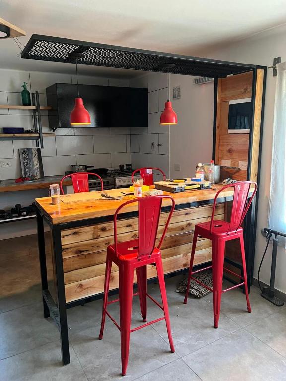 Kuchyň nebo kuchyňský kout v ubytování LAKU Hostel
