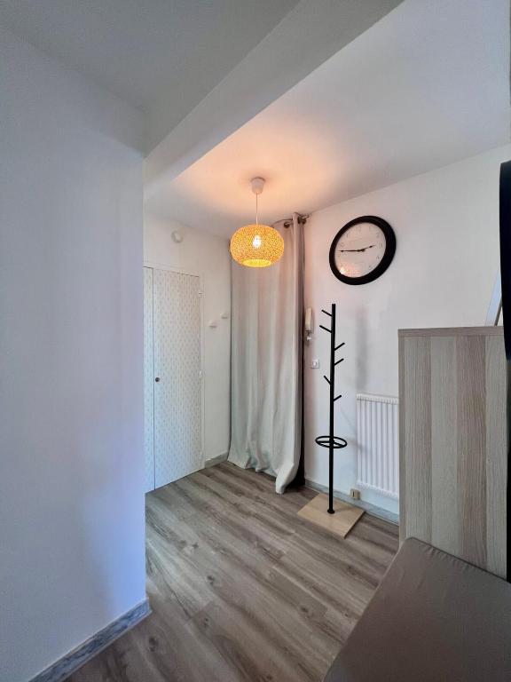 Fotografia z galérie ubytovania Casa Bert - T2 avec Parking&Balcon en Centre Ville v destinácii Brive-la-Gaillarde