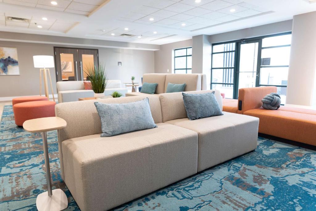 Hilton Garden Inn Des Moines Airport photo