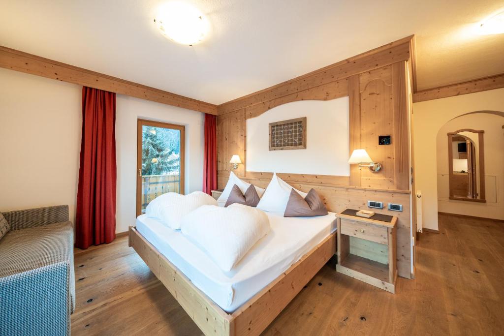 Hotel Christoph - Quarto Quádruplo Conforto Hotel Christoph