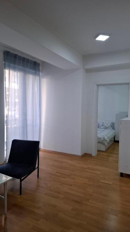 Sarah - City Apartment - Budget Double Room