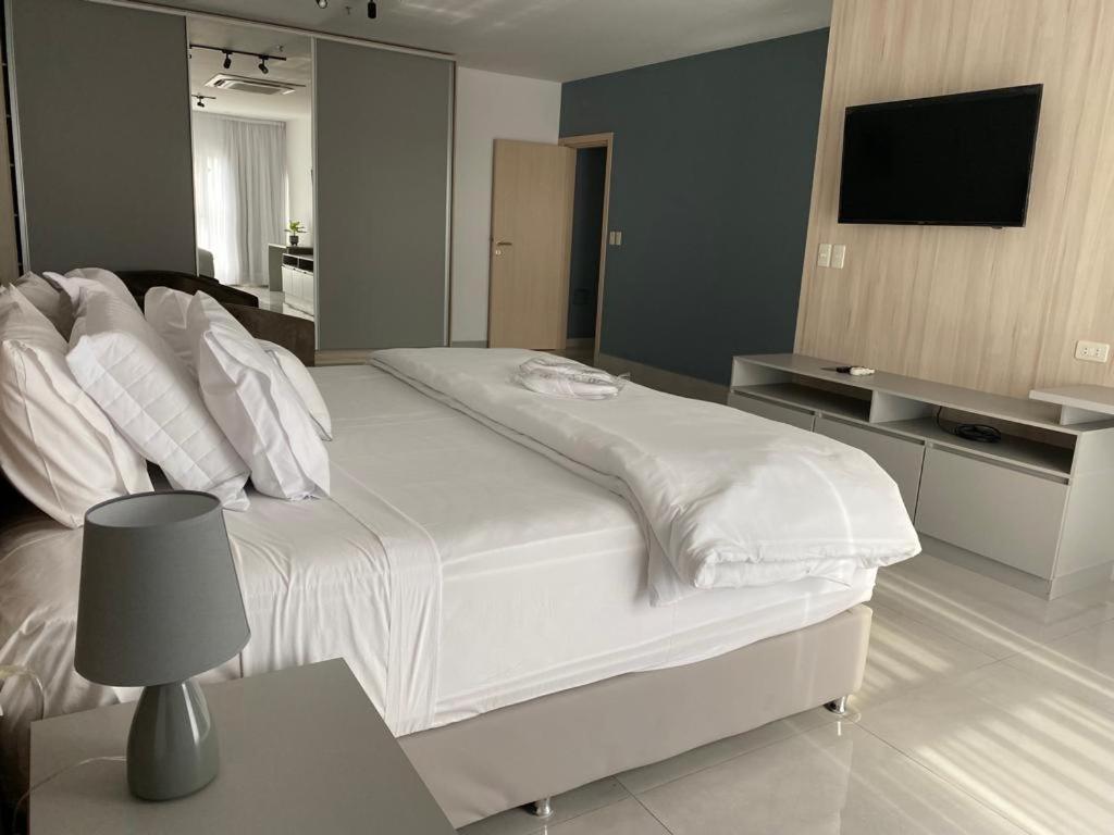 Postel nebo postele na pokoji v ubytování 25 homeApart