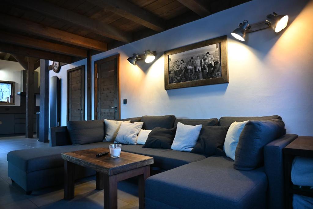 Posedenie v ubytovaní Chalet Montana