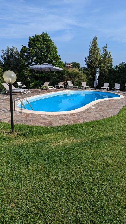 Bazén v ubytování Villa La Fornace - Campagnatico, Italy nebo v jeho okolí