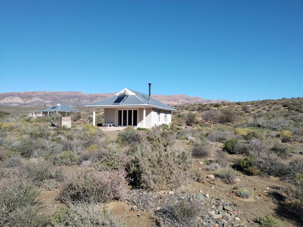 a house in the middle of the desert at Paardefontein Karoo Stay in Laingsburg